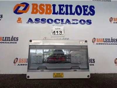 LOTE 413 - 01 QUADRO ELÉTRICO DE ENERGIA SOLAR MARCA RENOVIGI. (NO ESTADO) ATENÇÃO! FAZER A VISITAÇÃO ANTES DE ARREMATAR, NÃO SABEMOS SE FUNCIONA. LEILÃO NÃO TEM GARANTIA E NEM DEVOLUÇÃO, SUJEITO A POSSÍVEIS AVARIAS VISÍVEIS/OCULTAS E/OU AUSÊNCIA DE COMPONENTES.