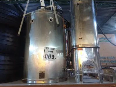 LOTE 089 - 03 CAFETEIRAS EM INOX C/AVARIAS MARCAS MODELOS DIVERSOS E 01 FATIADOR DE BATATAS. (NO ESTADO) ATENÇÃO! FAZER A VISITAÇÃO ANTES DE ARREMATAR, NÃO SABEMOS SE FUNCIONA. LEILÃO NÃO TEM GARANTIA E NEM DEVOLUÇÃO, SUJEITO A POSSÍVEIS AVARIAS VISÍVEIS/OCULTAS E/OU AUSÊNCIA DE COMPONENTES.