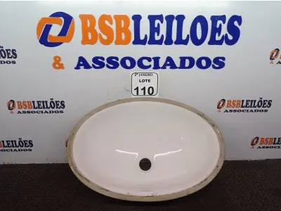 LOTE 110 - 01 CUBA OVAL NA COR BRANCA(NOVO). (NO ESTADO) ATENÇÃO! FAZER A VISITAÇÃO ANTES DE ARREMATAR, NÃO SABEMOS SE FUNCIONA. LEILÃO NÃO TEM GARANTIA E NEM DEVOLUÇÃO, SUJEITO A POSSÍVEIS AVARIAS VISÍVEIS/OCULTAS E/OU AUSÊNCIA DE COMPONENTES.