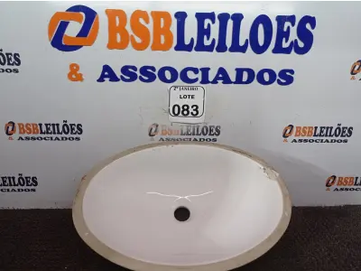 LOTE 083 - 01 CUBA PARA PIA DE BANHEIRO NA COR BRANCA. (NO ESTADO) ATENÇÃO! FAZER A VISITAÇÃO ANTES DE ARREMATAR, NÃO SABEMOS SE FUNCIONA. LEILÃO NÃO TEM GARANTIA E NEM DEVOLUÇÃO, SUJEITO A POSSÍVEIS AVARIAS VISÍVEIS/OCULTAS E/OU AUSÊNCIA DE COMPONENTES.