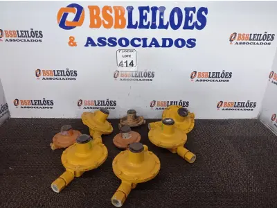 LOTE 414 - 01 LOTE C/APROXIMADAMENTE 07 REGULADORES DE GÁS. MARCAS E MODELOS DIVERSOS. (NO ESTADO) ATENÇÃO! FAZER A VISITAÇÃO ANTES DE ARREMATAR, NÃO SABEMOS SE FUNCIONA. LEILÃO NÃO TEM GARANTIA E NEM DEVOLUÇÃO, SUJEITO A POSSÍVEIS AVARIAS VISÍVEIS/OCULTAS E/OU AUSÊNCIA DE COMPONENTES.