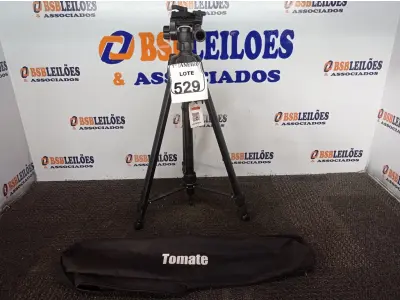LOTE 529 - 01 TRIPÉ PARA CÂMERA TOMATE MTG-3016. (NO ESTADO) ATENÇÃO! FAZER A VISITAÇÃO ANTES DE ARREMATAR, NÃO SABEMOS SE FUNCIONA. LEILÃO NÃO TEM GARANTIA E NEM DEVOLUÇÃO, SUJEITO A POSSÍVEIS AVARIAS VISÍVEIS/OCULTAS E/OU AUSÊNCIA DE COMPONENTES.