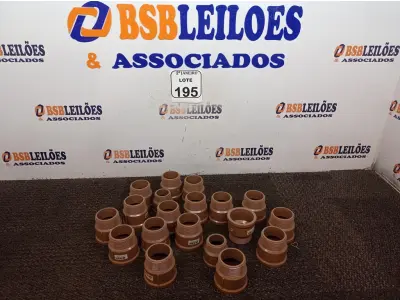 LOTE 195 - 01 LOTE COM ADAPTADORES SOLD CURTO 60MM. (NO ESTADO) ATENÇÃO! FAZER A VISITAÇÃO ANTES DE ARREMATAR, NÃO SABEMOS SE FUNCIONA. LEILÃO NÃO TEM GARANTIA E NEM DEVOLUÇÃO, SUJEITO A POSSÍVEIS AVARIAS VISÍVEIS/OCULTAS E/OU AUSÊNCIA DE COMPONENTES.