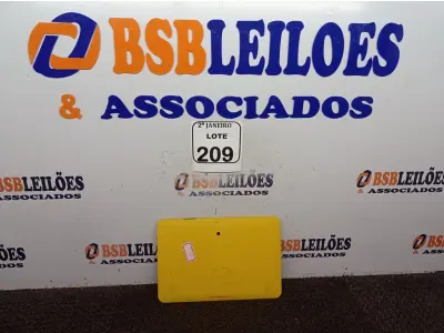 LOTE 209 - 01 TABLET AMARELO MARCA POSITIVO   S/CARREGADOR. (NO ESTADO) ATENÇÃO! FAZER A VISITAÇÃO ANTES DE ARREMATAR, NÃO SABEMOS SE FUNCIONA. LEILÃO NÃO TEM GARANTIA E NEM DEVOLUÇÃO, SUJEITO A POSSÍVEIS AVARIAS VISÍVEIS/OCULTAS E/OU AUSÊNCIA DE COMPONENTES.
