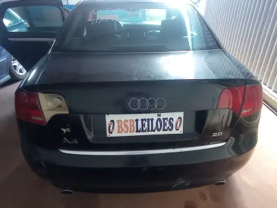 LOTE 320 - AUDI A4 1.8 TURBO, 2006/2007. TETO SOLAR, MULTITRONIC, TODAS ARO 18, COMPLETO. HOMOCINÉTICA ESQUERDA E TRIZETA QUEBRADA. (NO ESTADO)