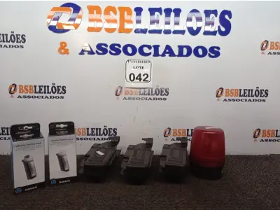 LOTE 042 - 03 COLDRES PARA TEASER, 01 ROTILANE E 02 CARREGADORES PARA BATERIA GARMIN. (NO ESTADO) ATENÇÃO! FAZER A VISITAÇÃO ANTES DE ARREMATAR, NÃO SABEMOS SE FUNCIONA. LEILÃO NÃO TEM GARANTIA E NEM DEVOLUÇÃO, SUJEITO A POSSÍVEIS AVARIAS VISÍVEIS/OCULTAS E/OU AUSÊNCIA DE COMPONENTES.