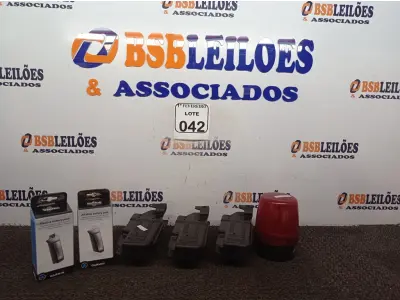 LOTE 042 - 03 COLDRES PARA TEASER, 01 ROTILANE E 02 CARREGADORES PARA BATERIA GARMIN. (NO ESTADO) ATENÇÃO! FAZER A VISITAÇÃO ANTES DE ARREMATAR, NÃO SABEMOS SE FUNCIONA. LEILÃO NÃO TEM GARANTIA E NEM DEVOLUÇÃO, SUJEITO A POSSÍVEIS AVARIAS VISÍVEIS/OCULTAS E/OU AUSÊNCIA DE COMPONENTES.