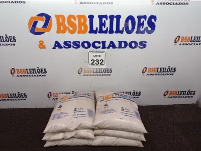 LOTE 232 - 06 PACOTES DE GRENETINA COM 4KG CADA (NOVO) (NO ESTADO) ATENÇÃO! FAZER A VISITAÇÃO ANTES DE ARREMATAR, NÃO SABEMOS SE FUNCIONA. LEILÃO NÃO TEM GARANTIA E NEM DEVOLUÇÃO, SUJEITO A POSSÍVEIS AVARIAS VISÍVEIS/OCULTAS E/OU AUSÊNCIA DE COMPONENTES.