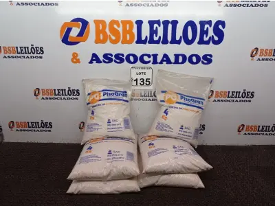 LOTE 135 - 06 PACOTES DE GRANITINA/08 PARA GRAFIADO COM 4KG CADA. (NO ESTADO) ATENÇÃO! FAZER A VISITAÇÃO ANTES DE ARREMATAR, NÃO SABEMOS SE FUNCIONA. LEILÃO NÃO TEM GARANTIA E NEM DEVOLUÇÃO, SUJEITO A POSSÍVEIS AVARIAS VISÍVEIS/OCULTAS E/OU AUSÊNCIA DE COMPONENTES.
