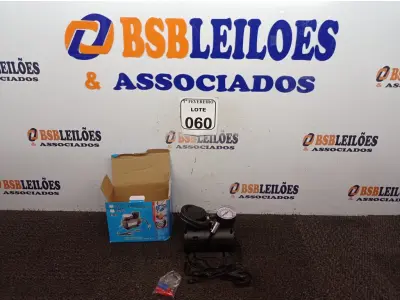 LOTE 060 - 01 AIR COMPRESSOR DC12V.(NOVO) (NO ESTADO) ATENÇÃO! FAZER A VISITAÇÃO ANTES DE ARREMATAR, NÃO SABEMOS SE FUNCIONA. LEILÃO NÃO TEM GARANTIA E NEM DEVOLUÇÃO, SUJEITO A POSSÍVEIS AVARIAS VISÍVEIS/OCULTAS E/OU AUSÊNCIA DE COMPONENTES.