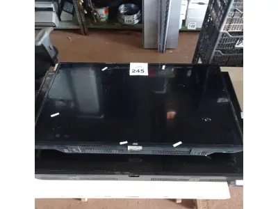 LOTE 245 - 02 TV’S PARA RETIRADA DE PEÇAS. (NO ESTADO) ATENÇÃO! FAZER A VISITAÇÃO ANTES DE ARREMATAR, NÃO SABEMOS SE FUNCIONA. LEILÃO NÃO TEM GARANTIA E NEM DEVOLUÇÃO, SUJEITO A POSSÍVEIS AVARIAS VISÍVEIS/OCULTAS E/OU AUSÊNCIA DE COMPONENTES.