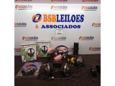 LOTE 020 - 13 FONES DE OUVIDO MARCAS E MODELOS DIVERSOS. (NO ESTADO) ATENÇÃO! FAZER A VISITAÇÃO ANTES DE ARREMATAR, NÃO SABEMOS SE FUNCIONA. LEILÃO NÃO TEM GARANTIA E NEM DEVOLUÇÃO, SUJEITO A POSSÍVEIS AVARIAS VISÍVEIS/OCULTAS E/OU AUSÊNCIA DE COMPONENTES.