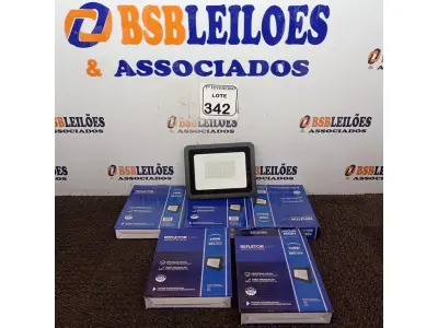 LOTE 342 - 05 REFLETORES LED PARA AMBIENTES EXTERNOS 100W.(NOVO) (NO ESTADO) ATENÇÃO! FAZER A VISITAÇÃO ANTES DE ARREMATAR, NÃO SABEMOS SE FUNCIONA. LEILÃO NÃO TEM GARANTIA E NEM DEVOLUÇÃO, SUJEITO A POSSÍVEIS AVARIAS VISÍVEIS/OCULTAS E/OU AUSÊNCIA DE COMPONENTES.