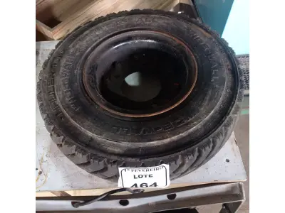 LOTE 464 - 01 RODA COM PNEU MACIÇO 6.50-10 PARA EMPILHADEIRA. (NO ESTADO) ATENÇÃO! FAZER A VISITAÇÃO ANTES DE ARREMATAR, NÃO SABEMOS SE FUNCIONA. LEILÃO NÃO TEM GARANTIA E NEM DEVOLUÇÃO, SUJEITO A POSSÍVEIS AVARIAS VISÍVEIS/OCULTAS E/OU AUSÊNCIA DE COMPONENTES.