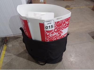 LOTE 015 - 01 MOSTRUÁRIO PARA VENDA. (NO ESTADO) ATENÇÃO! FAZER A VISITAÇÃO ANTES DE ARREMATAR, NÃO SABEMOS SE FUNCIONA. LEILÃO NÃO TEM GARANTIA E NEM DEVOLUÇÃO, SUJEITO A POSSÍVEIS AVARIAS VISÍVEIS/OCULTAS E/OU AUSÊNCIA DE COMPONENTES.