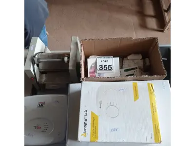 LOTE 355 - 01 MICRO ONDAS, 01 PLASTIFICADORA E 02 CENTRAIS DE ALARME COM SENSORES.  (NO ESTADO) ATENÇÃO! FAZER A VISITAÇÃO ANTES DE ARREMATAR, NÃO SABEMOS SE FUNCIONA. LEILÃO NÃO TEM GARANTIA E NEM DEVOLUÇÃO, SUJEITO A POSSÍVEIS AVARIAS VISÍVEIS/OCULTAS E/OU AUSÊNCIA DE COMPONENTES.
