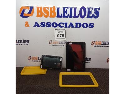 LOTE 078 - 02 TABLET’S, SENDO 01 MARCA POSITIVO E 01 CCE. (NO ESTADO) ATENÇÃO! FAZER A VISITAÇÃO ANTES DE ARREMATAR, NÃO SABEMOS SE FUNCIONA. LEILÃO NÃO TEM GARANTIA E NEM DEVOLUÇÃO, SUJEITO A POSSÍVEIS AVARIAS VISÍVEIS/OCULTAS E/OU AUSÊNCIA DE COMPONENTES.