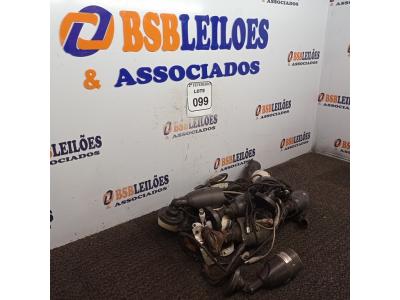 LOTE 099 - 01 LOTE COM CÂMERAS DE SEGURANÇA MARCAS E MODELOS DIVERSOS. (NO ESTADO) ATENÇÃO! FAZER A VISITAÇÃO ANTES DE ARREMATAR, NÃO SABEMOS SE FUNCIONA. LEILÃO NÃO TEM GARANTIA E NEM DEVOLUÇÃO, SUJEITO A POSSÍVEIS AVARIAS VISÍVEIS/OCULTAS E/OU AUSÊNCIA DE COMPONENTES.