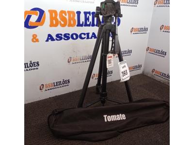LOTE 393 - 01 TRIPÉ P/CÂMERA FOTOGRÁFICA MARCA TOMATE MODELO MTG-3016. (NO ESTADO) ATENÇÃO! FAZER A VISITAÇÃO ANTES DE ARREMATAR, NÃO SABEMOS SE FUNCIONA. LEILÃO NÃO TEM GARANTIA E NEM DEVOLUÇÃO, SUJEITO A POSSÍVEIS AVARIAS VISÍVEIS/OCULTAS E/OU AUSÊNCIA DE COMPONENTES.