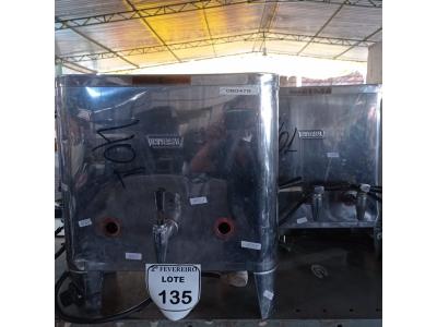 LOTE 135 - 03 CAFETEIRAS EM INOX COM AVARIAS. (NO ESTADO) ATENÇÃO! FAZER A VISITAÇÃO ANTES DE ARREMATAR, NÃO SABEMOS SE FUNCIONA. LEILÃO NÃO TEM GARANTIA E NEM DEVOLUÇÃO, SUJEITO A POSSÍVEIS AVARIAS VISÍVEIS/OCULTAS E/OU AUSÊNCIA DE COMPONENTES.