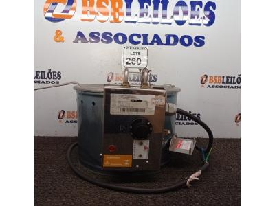LOTE 260 - 01 FRITADEIRA ELÉTRICA EM INOX MARCA VENÂNCIO. (NO ESTADO) ATENÇÃO! FAZER A VISITAÇÃO ANTES DE ARREMATAR, NÃO SABEMOS SE FUNCIONA. LEILÃO NÃO TEM GARANTIA E NEM DEVOLUÇÃO, SUJEITO A POSSÍVEIS AVARIAS VISÍVEIS/OCULTAS E/OU AUSÊNCIA DE COMPONENTES.