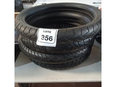LOTE 356 - 04 PNEUS DE MOTO USADOS, SENDO 02 90/90 AROS 21, 01 120/70 ARO 19 E 01 100/90 ARO 19. (NO ESTADO) ATENÇÃO! FAZER A VISITAÇÃO ANTES DE ARREMATAR, NÃO SABEMOS SE FUNCIONA. LEILÃO NÃO TEM GARANTIA E NEM DEVOLUÇÃO, SUJEITO A POSSÍVEIS AVARIAS VISÍVEIS/OCULTAS E/OU AUSÊNCIA DE COMPONENTES.