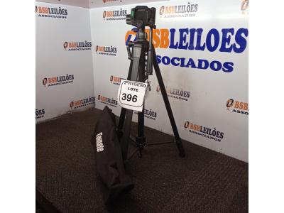 LOTE 396 - 01 TRIPÉ P/CÂMERA FOTOGRÁFICA MARCA TOMATE MODELO MTG-3016. (NO ESTADO) ATENÇÃO! FAZER A VISITAÇÃO ANTES DE ARREMATAR, NÃO SABEMOS SE FUNCIONA. LEILÃO NÃO TEM GARANTIA E NEM DEVOLUÇÃO, SUJEITO A POSSÍVEIS AVARIAS VISÍVEIS/OCULTAS E/OU AUSÊNCIA DE COMPONENTES.