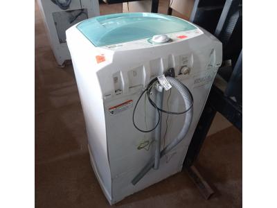 LOTE 253 - 01 MÁQUINA DE LAVAR ROUPAS MARCA CONSUL 6KG. 127VOLTS. (NO ESTADO) ATENÇÃO! FAZER A VISITAÇÃO ANTES DE ARREMATAR, NÃO SABEMOS SE FUNCIONA. LEILÃO NÃO TEM GARANTIA E NEM DEVOLUÇÃO, SUJEITO A POSSÍVEIS AVARIAS VISÍVEIS/OCULTAS E/OU AUSÊNCIA DE COMPONENTES.
