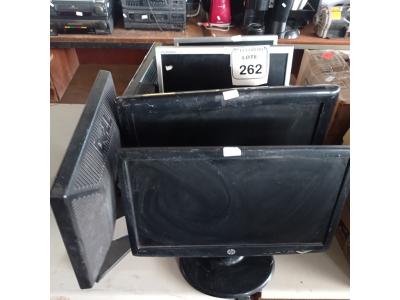 LOTE 262 - 06 MONITORES LCD MARCAS E MODELOS DIVERSOS. (NO ESTADO) ATENÇÃO! FAZER A VISITAÇÃO ANTES DE ARREMATAR, NÃO SABEMOS SE FUNCIONA. LEILÃO NÃO TEM GARANTIA E NEM DEVOLUÇÃO, SUJEITO A POSSÍVEIS AVARIAS VISÍVEIS/OCULTAS E/OU AUSÊNCIA DE COMPONENTES.