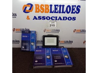 LOTE 215 - 05 REFLETORES DE LED AMBIENTE EXTERNO 100W CADA(NOVO). (NO ESTADO) ATENÇÃO! FAZER A VISITAÇÃO ANTES DE ARREMATAR, NÃO SABEMOS SE FUNCIONA. LEILÃO NÃO TEM GARANTIA E NEM DEVOLUÇÃO, SUJEITO A POSSÍVEIS AVARIAS VISÍVEIS/OCULTAS E/OU AUSÊNCIA DE COMPONENTES.