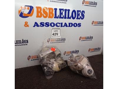 LOTE 429 - 01 LOTE C/VÁRIAS CÂMERAS DE SEGURANÇA MARCAS E MODELOS DIVERSOS. (NO ESTADO) ATENÇÃO! FAZER A VISITAÇÃO ANTES DE ARREMATAR, NÃO SABEMOS SE FUNCIONA. LEILÃO NÃO TEM GARANTIA E NEM DEVOLUÇÃO, SUJEITO A POSSÍVEIS AVARIAS VISÍVEIS/OCULTAS E/OU AUSÊNCIA DE COMPONENTES.