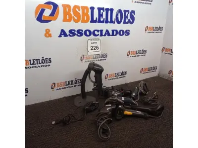 LOTE 226 - 01 LOTE COM LEITORES DE CÓDIGO DE BARRA. (NO ESTADO) ATENÇÃO! FAZER A VISITAÇÃO ANTES DE ARREMATAR, NÃO SABEMOS SE FUNCIONA. LEILÃO NÃO TEM GARANTIA E NEM DEVOLUÇÃO, SUJEITO A POSSÍVEIS AVARIAS VISÍVEIS/OCULTAS E/OU AUSÊNCIA DE COMPONENTES.