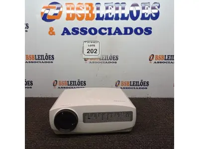 LOTE 202 - 01 PROJETOR BLITZWOIF LED MODELO BW-VP6 1080P. (NO ESTADO) ATENÇÃO! FAZER A VISITAÇÃO ANTES DE ARREMATAR, NÃO SABEMOS SE FUNCIONA. LEILÃO NÃO TEM GARANTIA E NEM DEVOLUÇÃO, SUJEITO A POSSÍVEIS AVARIAS VISÍVEIS/OCULTAS E/OU AUSÊNCIA DE COMPONENTES.