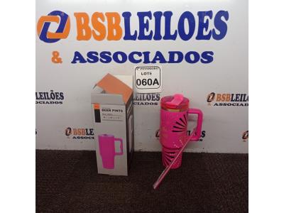 LOTE 060 - 01 COPO IMPORTADO 1.200ML. (NOVO) (NO ESTADO) ATENÇÃO! FAZER A VISITAÇÃO ANTES DE ARREMATAR, NÃO SABEMOS SE FUNCIONA. LEILÃO NÃO TEM GARANTIA E NEM DEVOLUÇÃO, SUJEITO A POSSÍVEIS AVARIAS VISÍVEIS/OCULTAS E/OU AUSÊNCIA DE COMPONENTES.