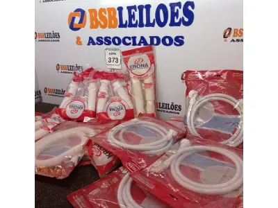 LOTE 373 - 01 LOTE COM MANGUEIRAS PARA MÁQUINA DE LAVAR E SIFÕES   DUPLOS. (NO ESTADO) ATENÇÃO! FAZER A VISITAÇÃO ANTES DE ARREMATAR, NÃO SABEMOS SE FUNCIONA. LEILÃO NÃO TEM GARANTIA E NEM DEVOLUÇÃO, SUJEITO A POSSÍVEIS AVARIAS VISÍVEIS/OCULTAS E/OU AUSÊNCIA DE COMPONENTES.