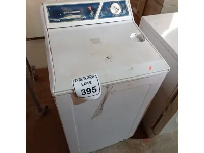 LOTE 395 - 01 MÁQUINA DE LAVAR MARCA BRASTEMP 220V. (NO ESTADO) ATENÇÃO! FAZER A VISITAÇÃO ANTES DE ARREMATAR, NÃO SABEMOS SE FUNCIONA. LEILÃO NÃO TEM GARANTIA E NEM DEVOLUÇÃO, SUJEITO A POSSÍVEIS AVARIAS VISÍVEIS/OCULTAS E/OU AUSÊNCIA DE COMPONENTES.
