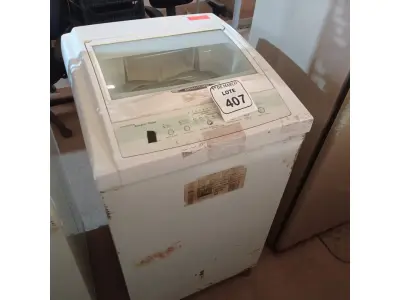 LOTE 407 - 01 MÁQUINA DE LAVAR ROUPAS BRASTEMP 06KG E 01 FOGÃO 04 BOCAS. (NO ESTADO) ATENÇÃO! FAZER A VISITAÇÃO ANTES DE ARREMATAR, NÃO SABEMOS SE FUNCIONA. LEILÃO NÃO TEM GARANTIA E NEM DEVOLUÇÃO, SUJEITO A POSSÍVEIS AVARIAS VISÍVEIS/OCULTAS E/OU AUSÊNCIA DE COMPONENTES.