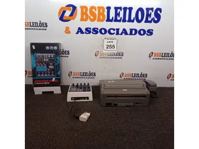 LOTE 255 - 01 FAX PANASONIC E 01 ÁUDIO MIXER CONSOLE 4 CANAIS.  (NO ESTADO) ATENÇÃO! FAZER A VISITAÇÃO ANTES DE ARREMATAR, NÃO SABEMOS SE FUNCIONA. LEILÃO NÃO TEM GARANTIA E NEM DEVOLUÇÃO, SUJEITO A POSSÍVEIS AVARIAS VISÍVEIS/OCULTAS E/OU AUSÊNCIA DE COMPONENTES.