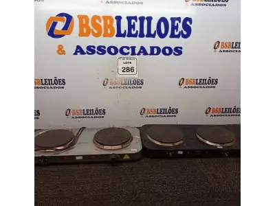 LOTE 286 - 02 FOGÕES ELÉTRICOS. (NO ESTADO) ATENÇÃO! FAZER A VISITAÇÃO ANTES DE ARREMATAR, NÃO SABEMOS SE FUNCIONA. LEILÃO NÃO TEM GARANTIA E NEM DEVOLUÇÃO, SUJEITO A POSSÍVEIS AVARIAS VISÍVEIS/OCULTAS E/OU AUSÊNCIA DE COMPONENTES.