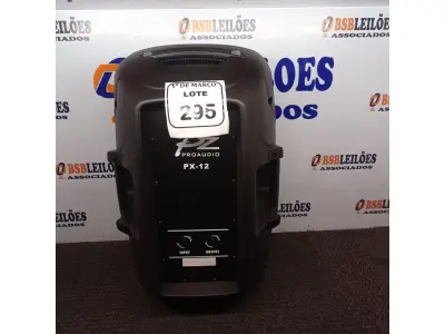 LOTE 295 - 01 CAIXA DE SOM PASSIVA MARCA PZ ÁUDIO 150W/300W (NOVO). (NO ESTADO) ATENÇÃO! FAZER A VISITAÇÃO ANTES DE ARREMATAR, NÃO SABEMOS SE FUNCIONA. LEILÃO NÃO TEM GARANTIA E NEM DEVOLUÇÃO, SUJEITO A POSSÍVEIS AVARIAS VISÍVEIS/OCULTAS E/OU AUSÊNCIA DE COMPONENTES.