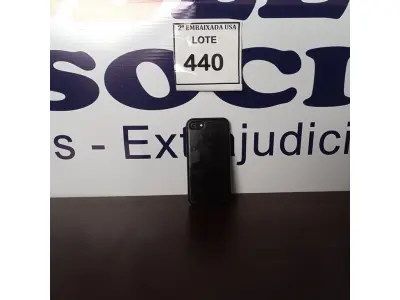 LOTE 440 - 01 IPHONE CD0004044873. (NO ESTADO EM QUE SE ENCONTRA. SUJEITO A AVARIAS OCULTAS/VISÍVEIS.)