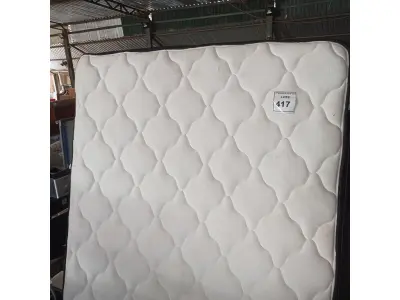 LOTE 417 - 01 MATTRESS QUEEN E 01 BOX QUEEN (BOX CASAL). (NO ESTADO EM QUE SE ENCONTRA. SUJEITO A AVARIAS OCULTAS/VISÍVEIS.) AU1886F/ AV9939C