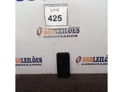 LOTE 425 - 01 IPHONE 8. (NO ESTADO EM QUE SE ENCONTRA. SUJEITO A AVARIAS OCULTAS/VISÍVEIS.)