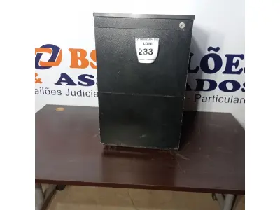 LOTE 233 - 01 GAVETEIRO PRETO COM 02 GAVETAS. (NO ESTADO EM QUE SE ENCONTRA. SUJEITO A AVARIAS OCULTAS/VISÍVEIS.)