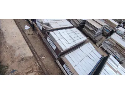 LOTE 010 - APROXIMADAMENTE 14,51 M² DE REVESTIMENTO PAREDE LIVERPOOL WHITE 7X24CM – PORTOBELLO. (NO ESTADO EM QUE SE ENCONTRA. SUJEITO A AVARIAS OCULTAS/VISÍVEIS.)