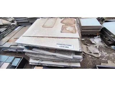 LOTE 084 - APROXIMADAMENTE 36,00 M² DE PORCELANATO 120X120CM NATURAL -PORTOBELLO. (NO ESTADO EM QUE SE ENCONTRA. SUJEITO A AVARIAS OCULTAS/VISÍVEIS.)