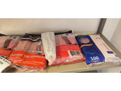 LOTE 069 - 05 PACOTES COM CANUDOS DE PLÁSTICO. (NO ESTADO) ATENÇÃO! FAZER A VISITAÇÃO ANTES DE ARREMATAR, NÃO SABEMOS SE FUNCIONA. LEILÃO NÃO TEM GARANTIA E NEM DEVOLUÇÃO, SUJEITO A POSSÍVEIS AVARIAS VISÍVEIS/OCULTAS E/OU AUSÊNCIA DE COMPONENTES.