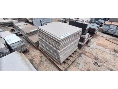 LOTE 044 - APROXIMADAMENTE 46,98 M² PORCELANATO 90X90CM NATURAL – PORTINARI. (NO ESTADO EM QUE SE ENCONTRA. SUJEITO A AVARIAS OCULTAS/VISÍVEIS.)