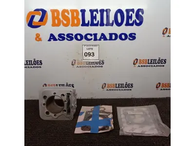 LOTE 093 - 01 CILINDRO NX 400 FALCON.  (NO ESTADO) ATENÇÃO! FAZER A VISITAÇÃO ANTES DE ARREMATAR, NÃO SABEMOS SE FUNCIONA. LEILÃO NÃO TEM GARANTIA E NEM DEVOLUÇÃO, SUJEITO A POSSÍVEIS AVARIAS VISÍVEIS/OCULTAS E/OU AUSÊNCIA DE COMPONENTES.