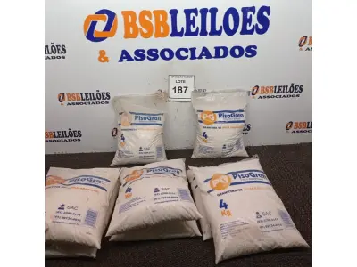 LOTE 187 - 06 PACOTES DE GRANITINA/08 PARA GRAFIADO COM 4KG CADA. (NO ESTADO) ATENÇÃO! FAZER A VISITAÇÃO ANTES DE ARREMATAR, NÃO SABEMOS SE FUNCIONA. LEILÃO NÃO TEM GARANTIA E NEM DEVOLUÇÃO, SUJEITO A POSSÍVEIS AVARIAS VISÍVEIS/OCULTAS E/OU AUSÊNCIA DE COMPONENTES.